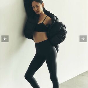 Alo Yoga Women's Black High-Waisted Leggings